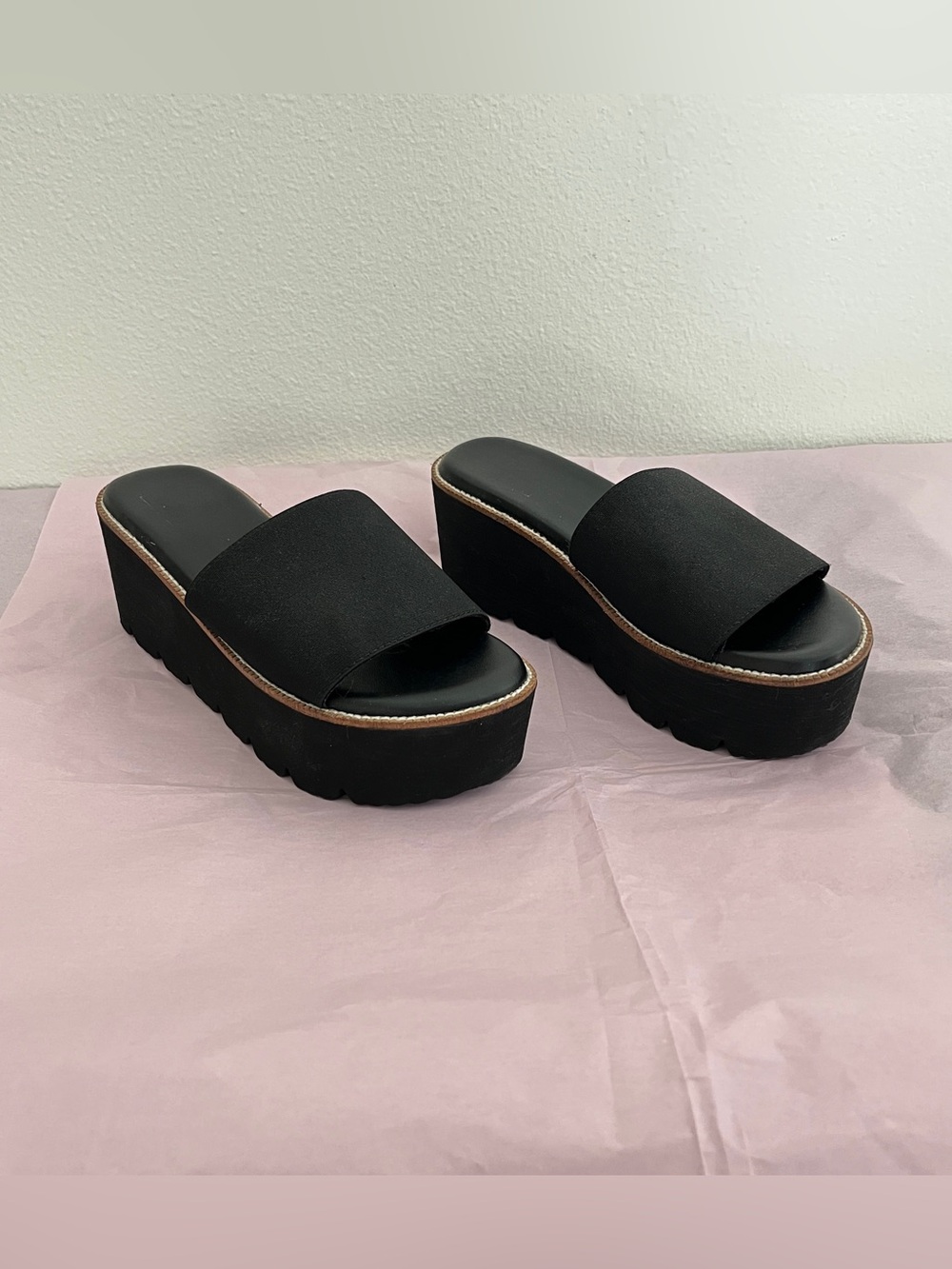 Dirty Laundry Black Platform Slide Sandals